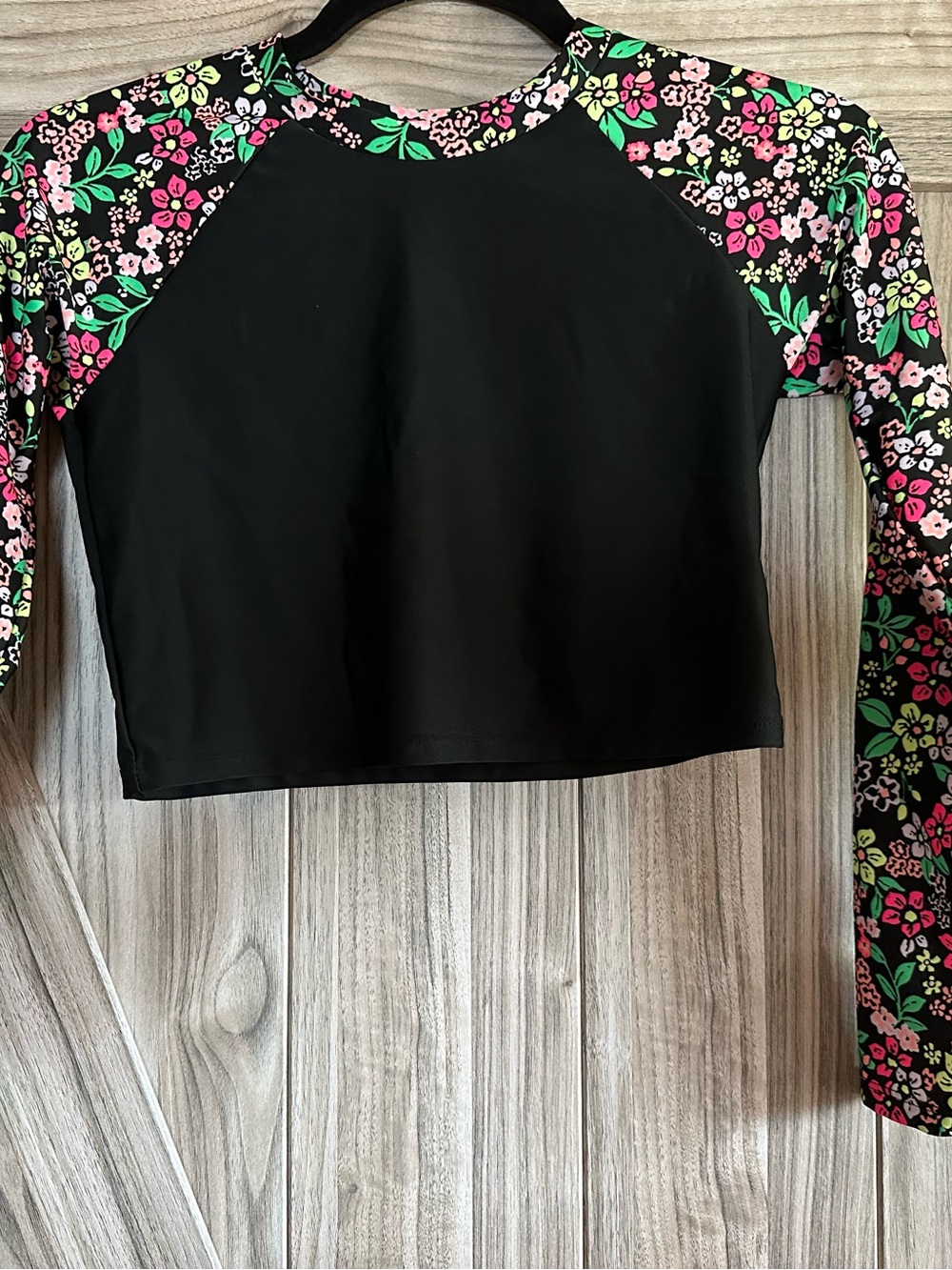 Art Class Girls Rash Guard Black Floral Like New! Size XL 14
